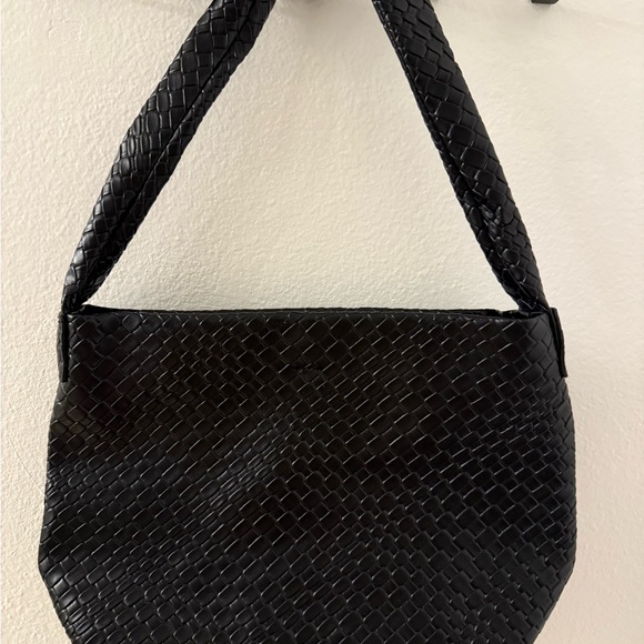 Source Unknown Handbags - Black Textured Shoulder Bag